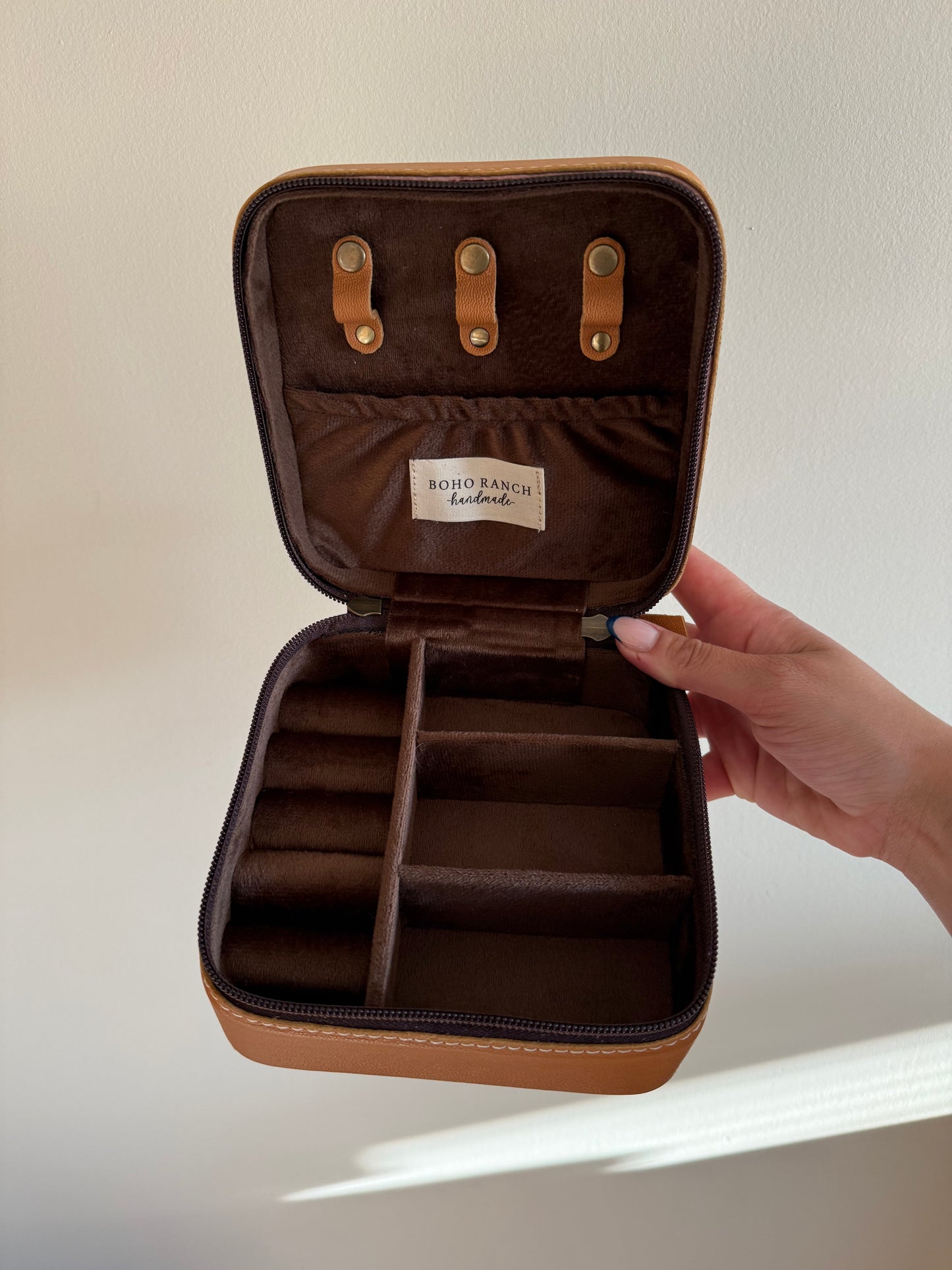 Tan Border Jewelry Box