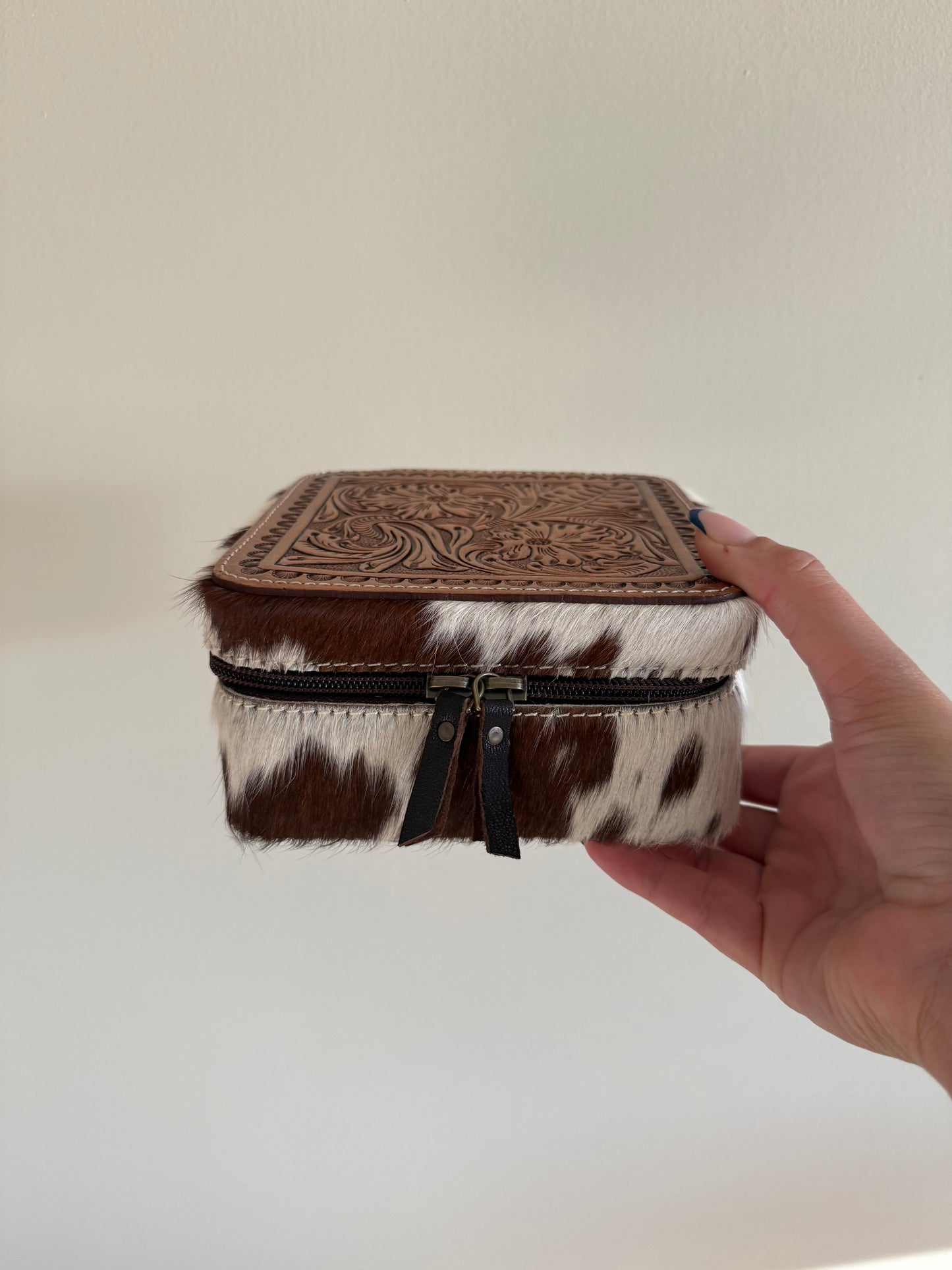 Brown Tooled Top Jewelry Box