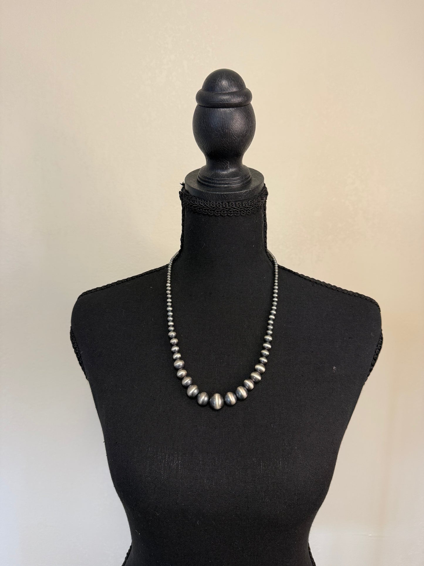 Silver Spur Necklace