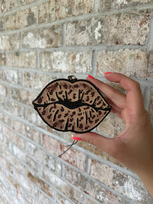 Cheetah Lips Freshie