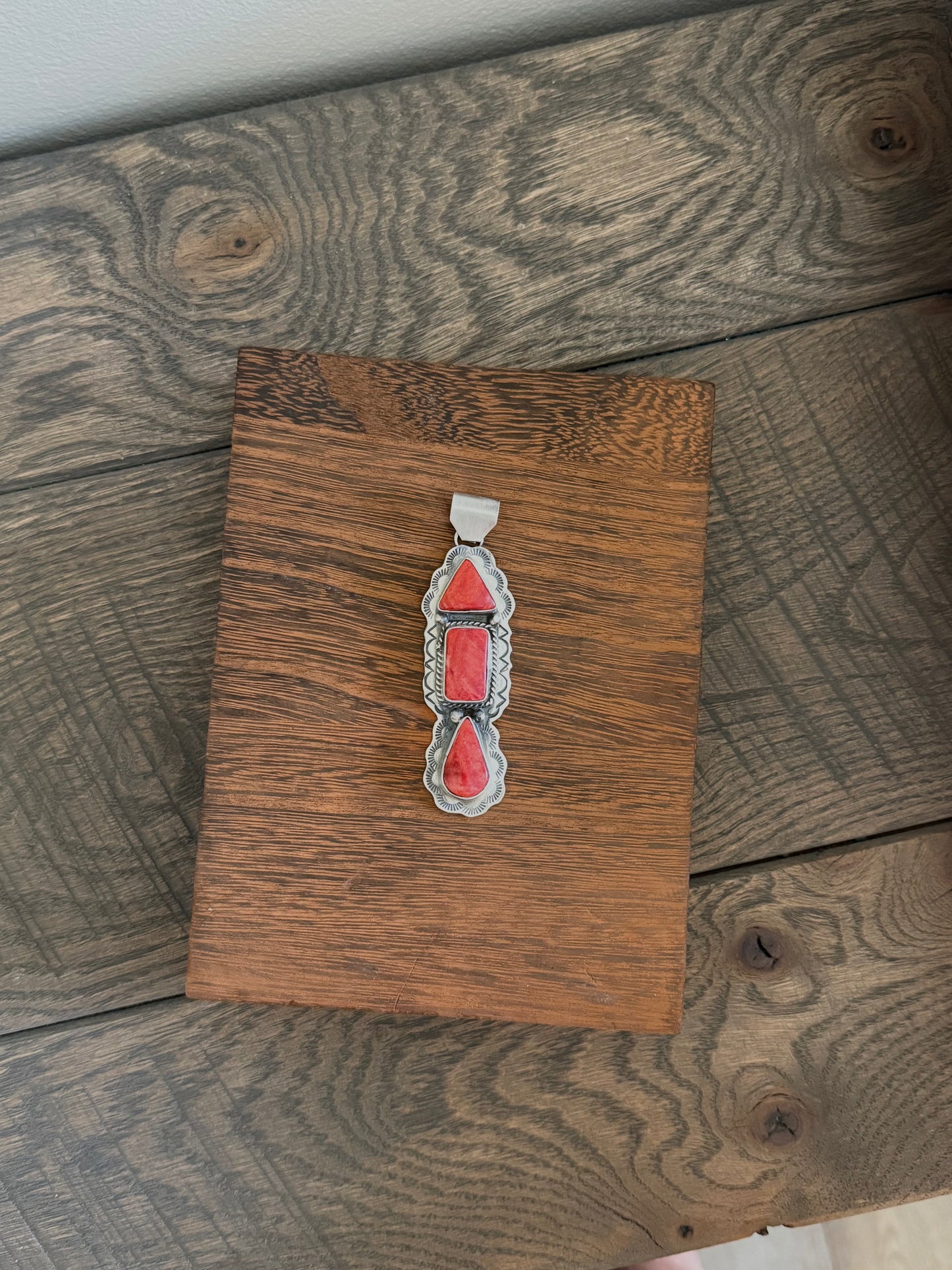 Spiny Oyster Pendant